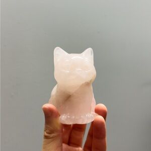 Rose Quartz Cat Carving